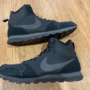 Nike MD Runner 2 Mid Premium Men's Sneakers